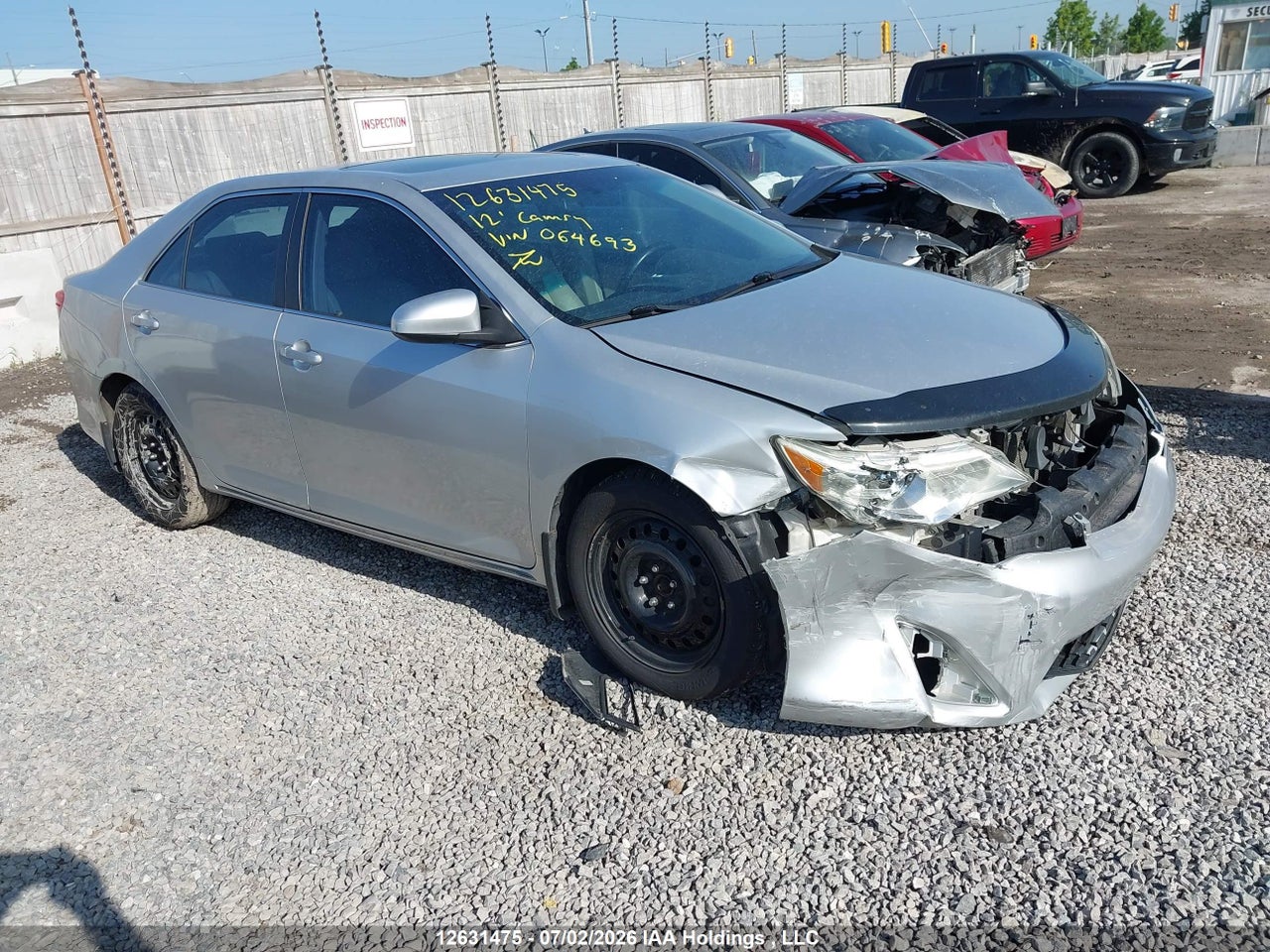 4T1BF1FK3CU064693 · 2012 TOYOTA CAMRY XLE