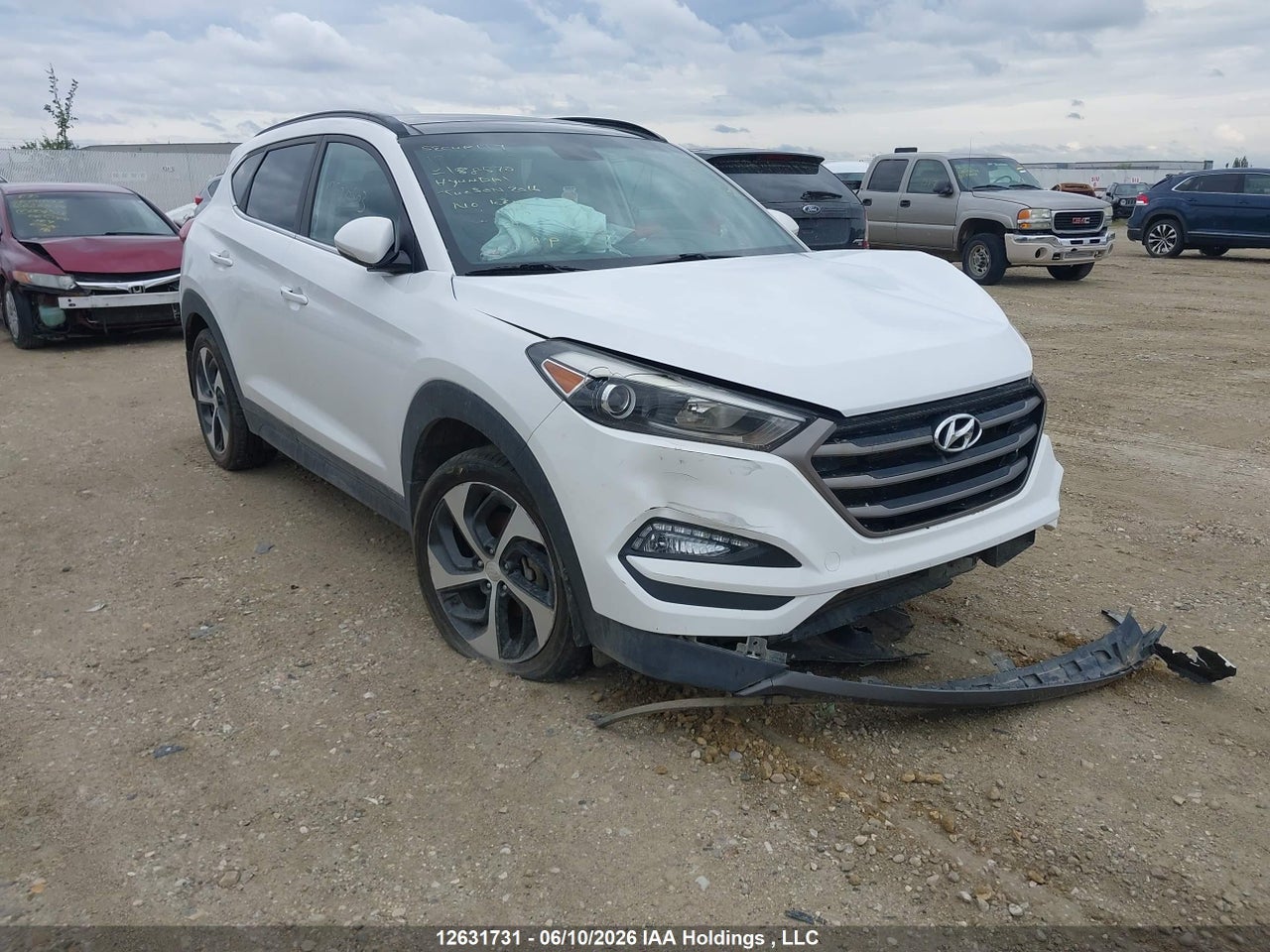 KM8J3CA28GU188570 · 2016 HYUNDAI TUCSON LIMITED