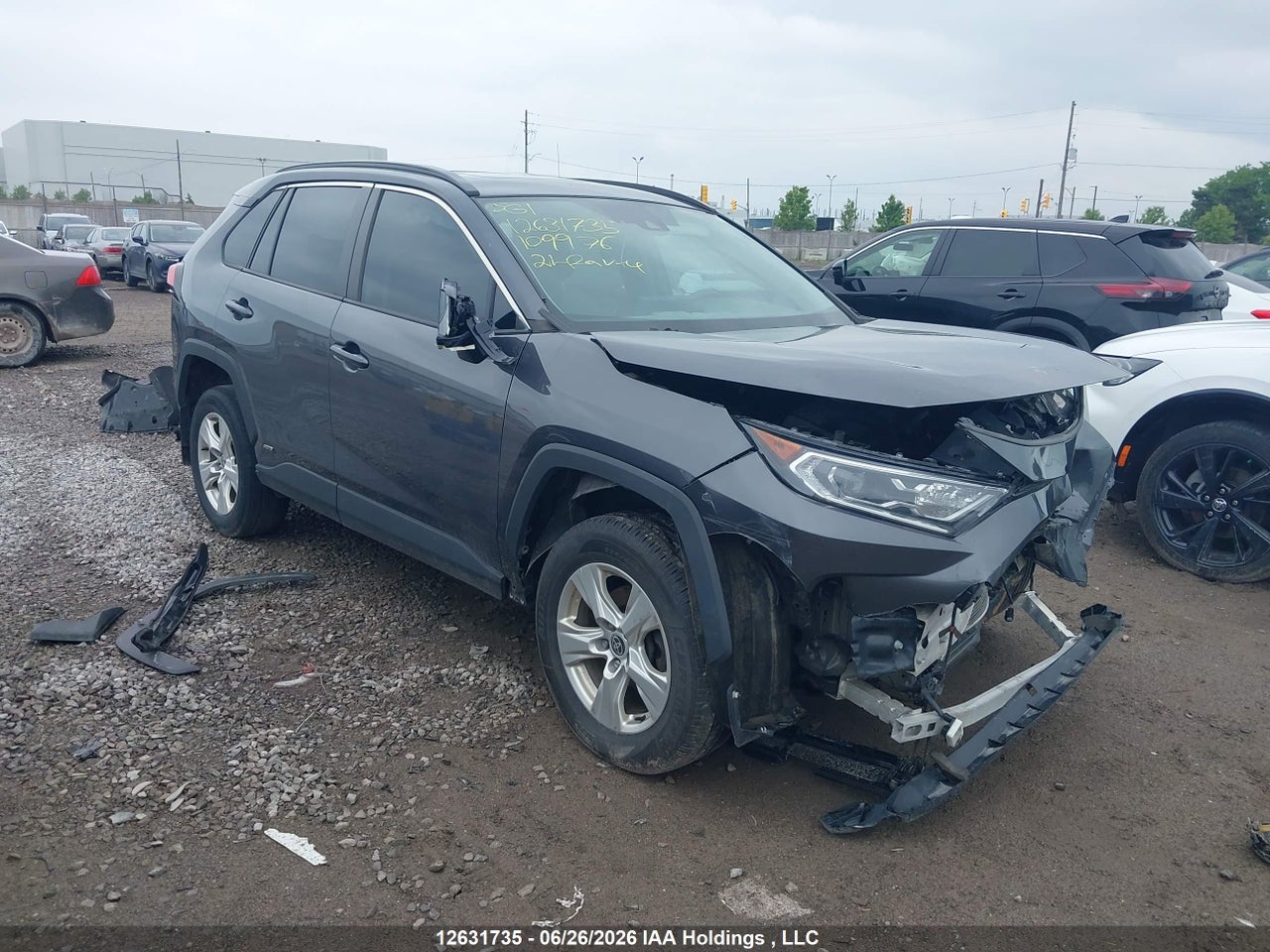 2T3RWRFV0MW109976 · 2021 TOYOTA RAV4 HYBRID XLE