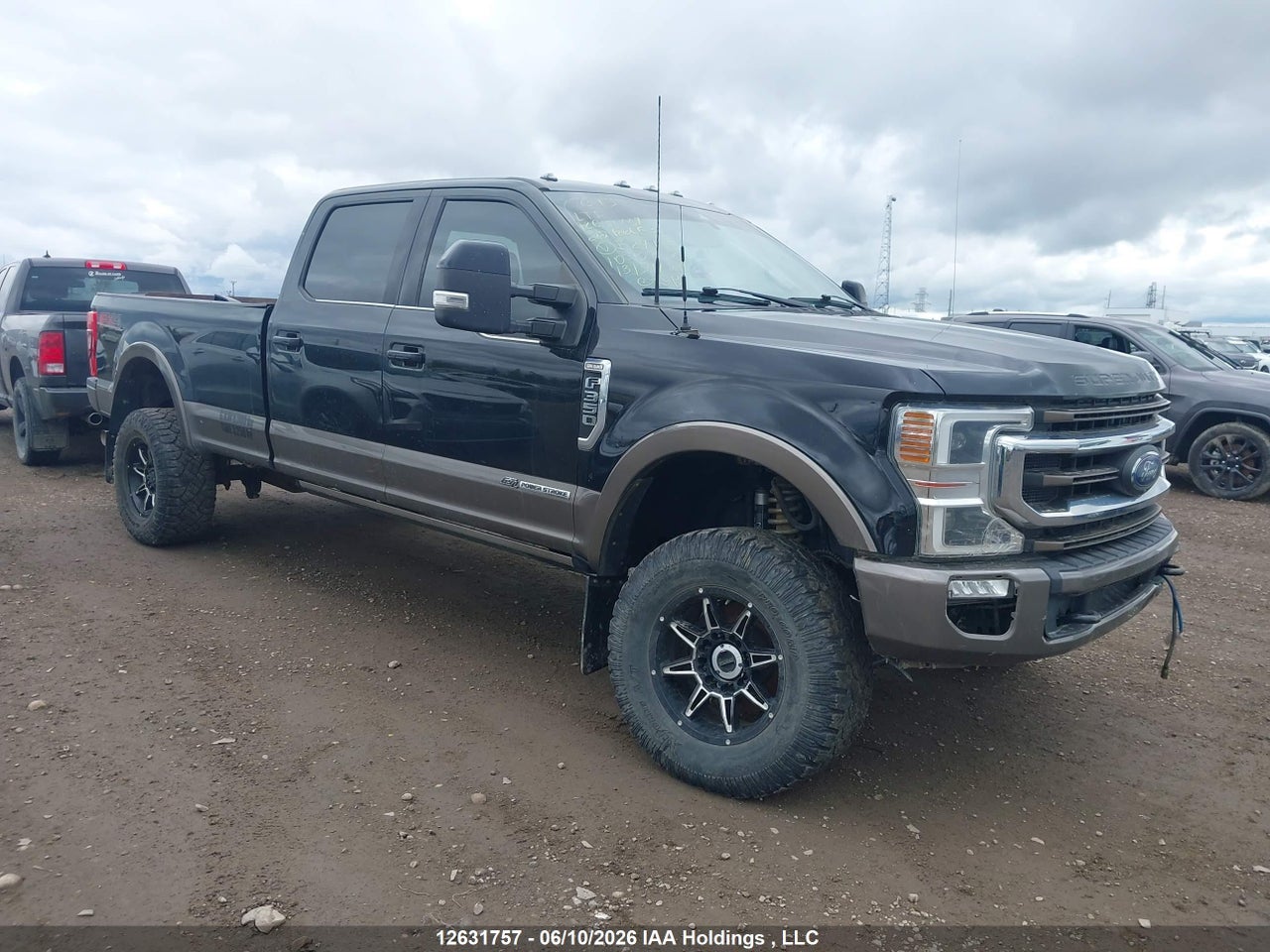 1FT8W3BT2NEE27166 · 2022 FORD F-350 KING RANCH