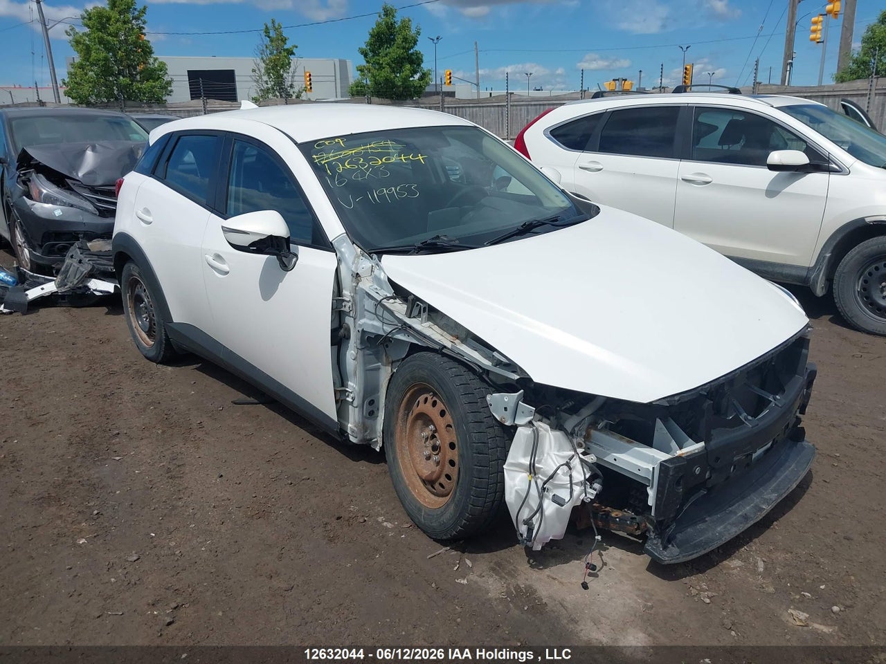 JM1DKBC70G0119953 · 2016 MAZDA CX-3 GS