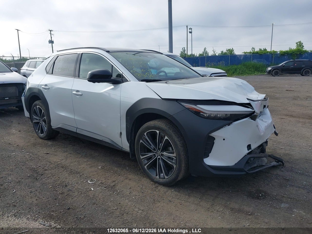 JTMABACA4PA044614 · 2023 TOYOTA BZ4X XLE