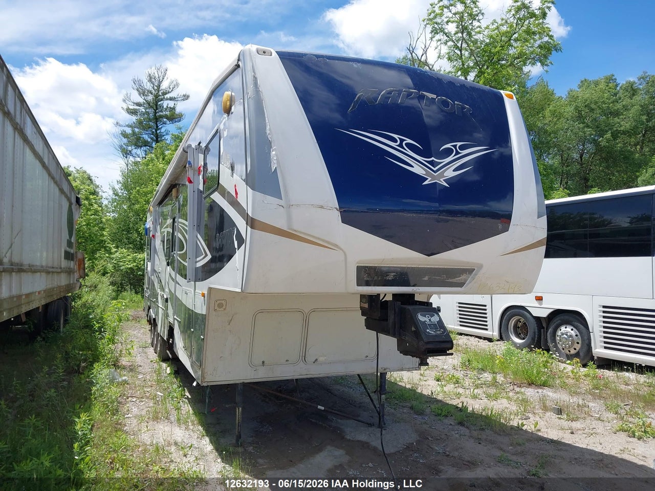 4YDF36130AR800675 · 2010 KEYSTONE RAPTOR