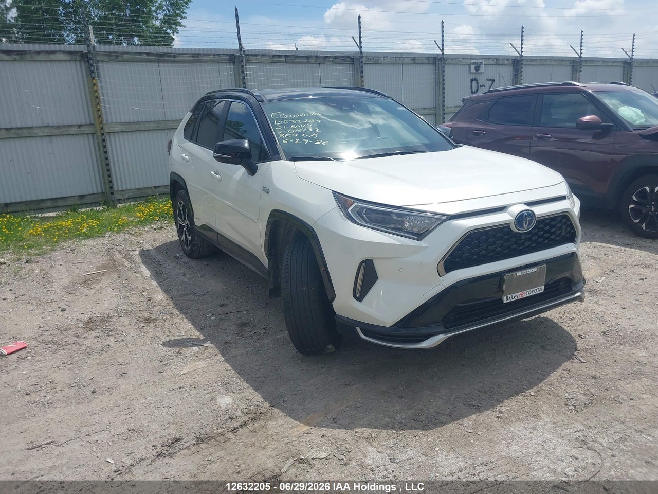 JTMGB3FV2MD016132 · 2021 TOYOTA RAV4 PRIME XSE