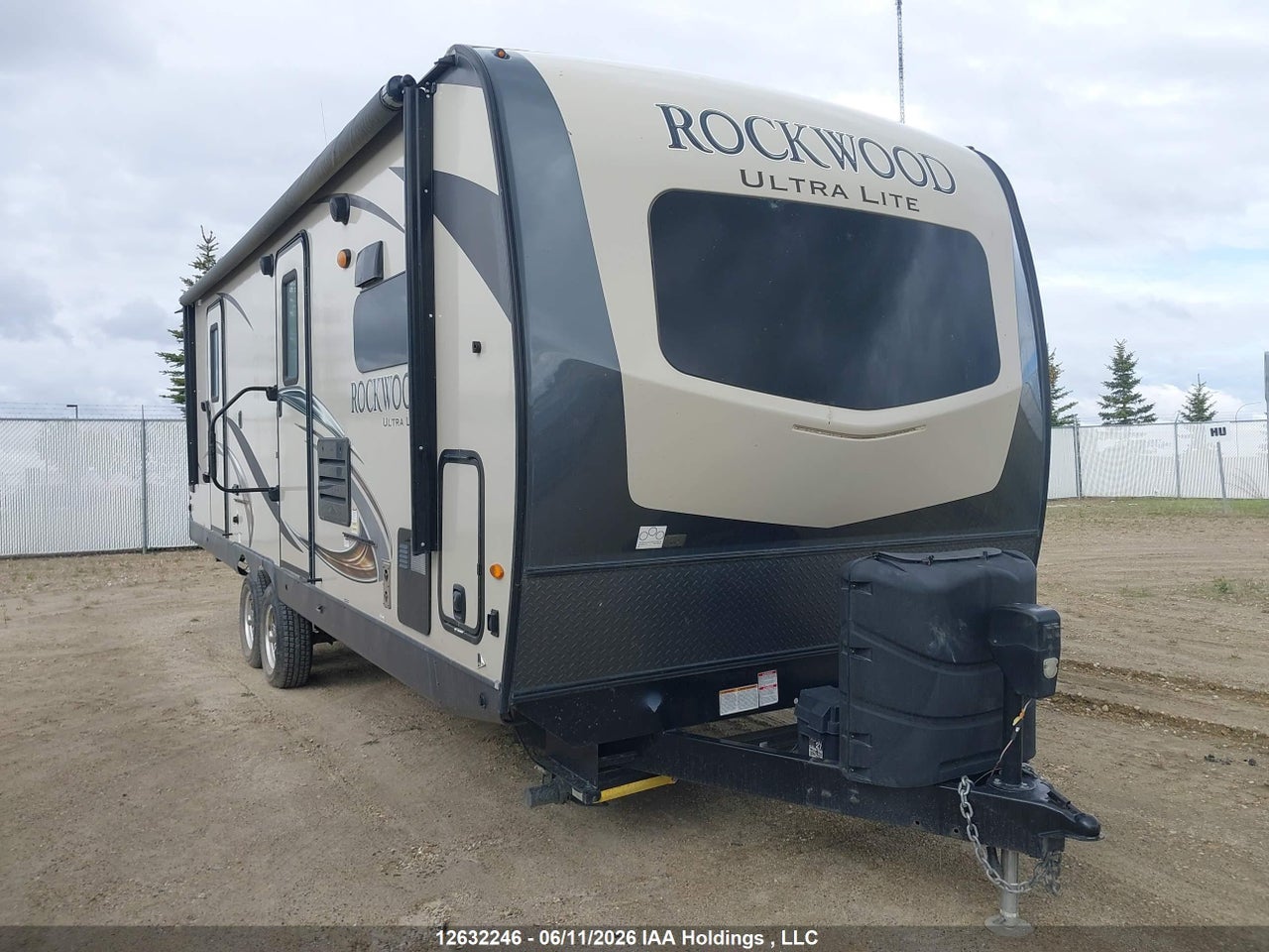 4X4TRLB24KZ159762 · 2019 FOREST RIVER ROCKWOOD