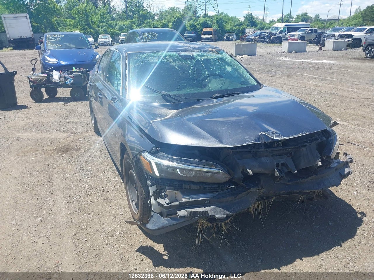 2HGFE2F25NH125127 · 2022 HONDA CIVIC LX