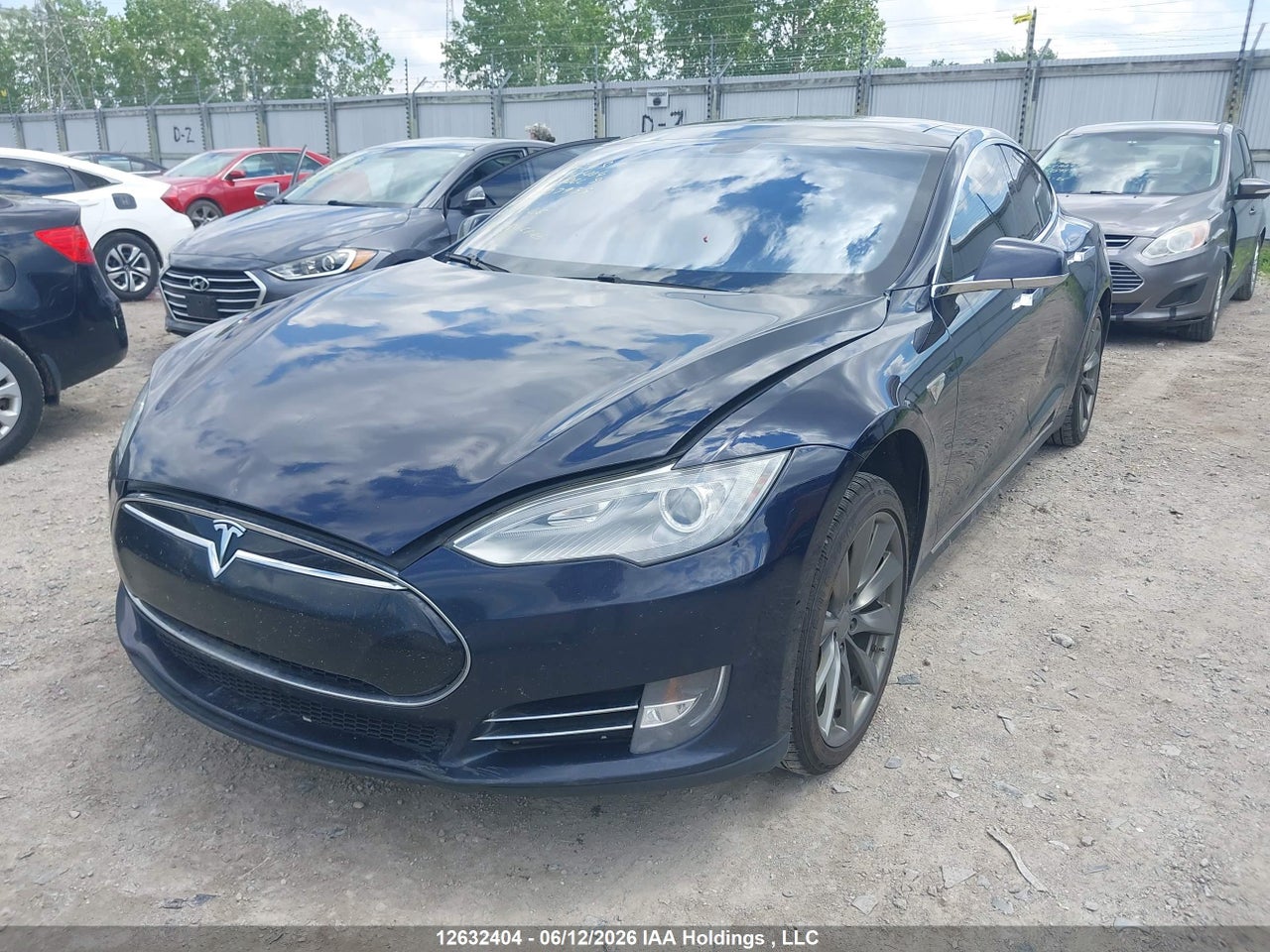 5YJSA1DP8DFP07938 · 2013 TESLA MODEL S · 2/21