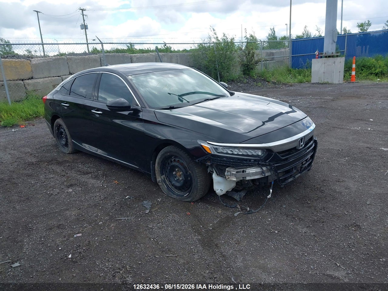 1HGCV1F95JA800316 · 2018 HONDA ACCORD TOURING