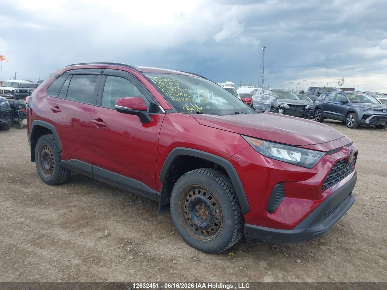2T3B1RFV6KC005930 · 2019 TOYOTA RAV4 LE