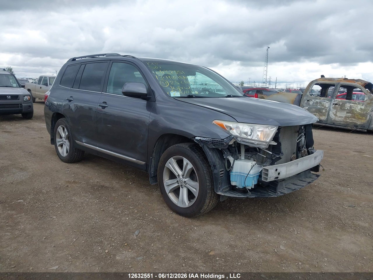 5TDBK3EH3DS252640 · 2013 TOYOTA HIGHLANDER V6