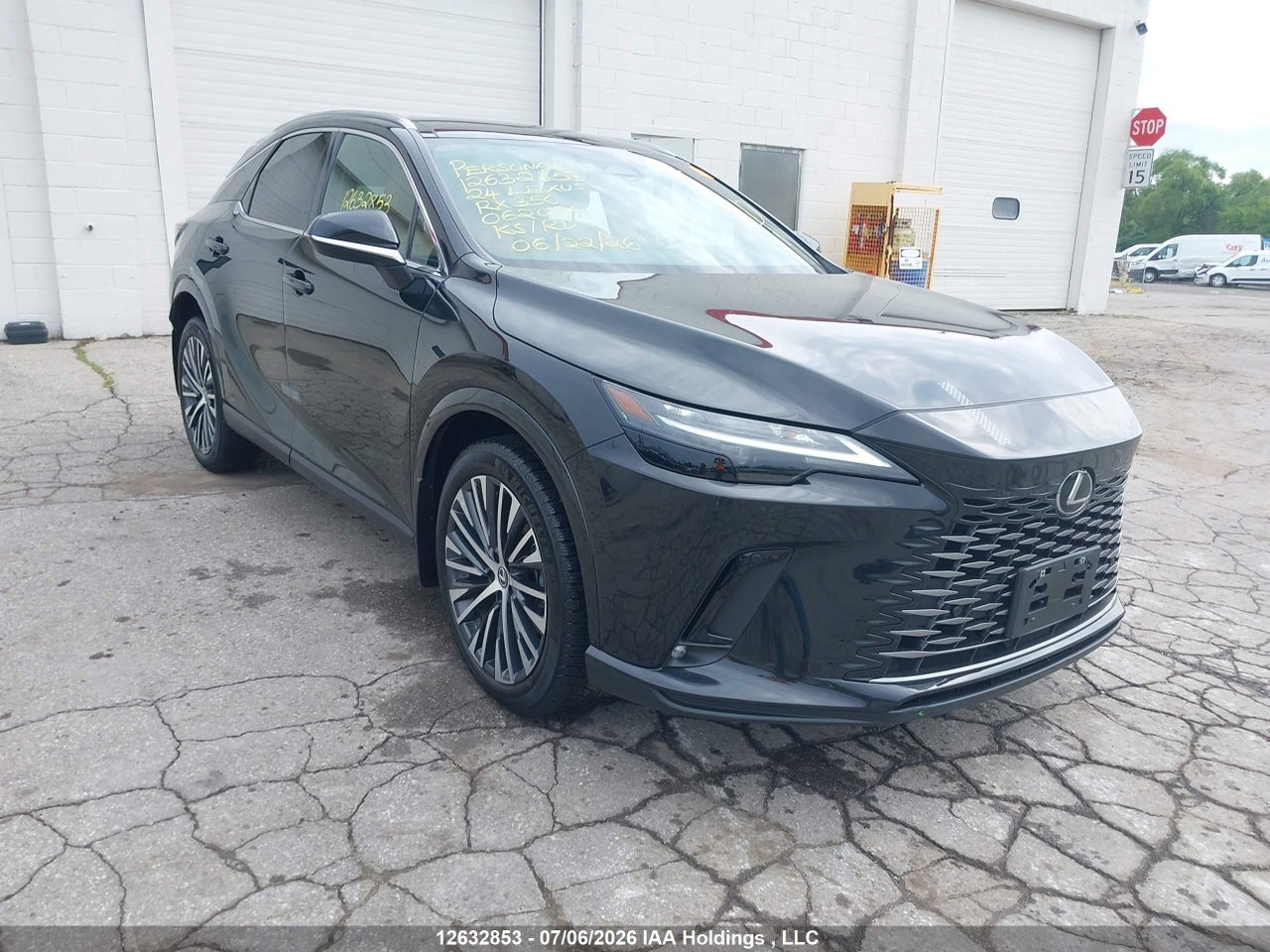 2T2BAMCA1RC062054 · 2024 LEXUS RX 350