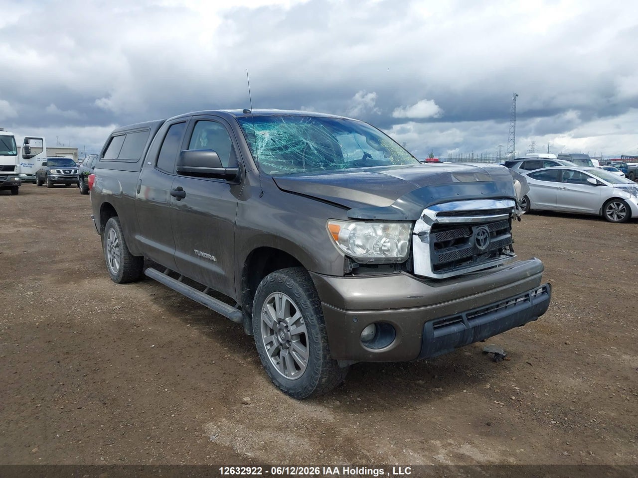 5TFUM5F19BX026805 · 2011 TOYOTA TUNDRA SR5 4.6L V8