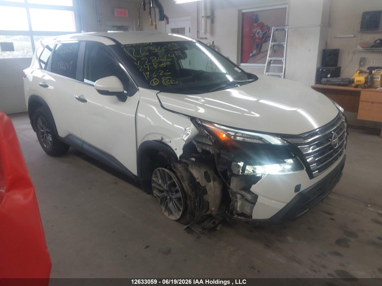 JN8BT3AB1RW286649 · 2024 NISSAN ROGUE S