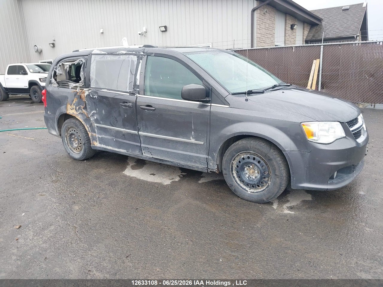 2C4RDGDG4GR377300 · 2016 DODGE GRAND CARAVAN CREW