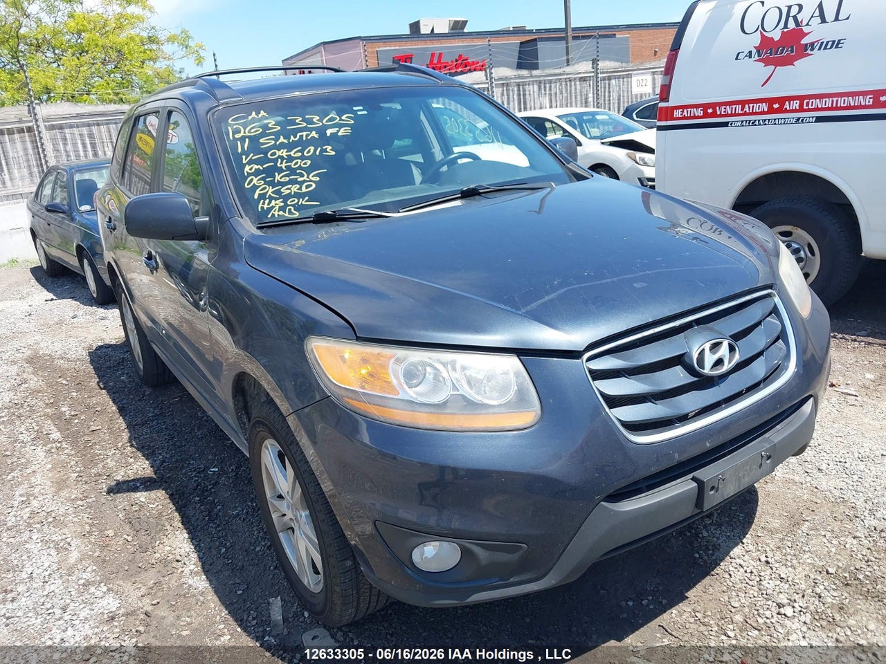 5XYZHDAG6BG046013 · 2011 HYUNDAI SANTA FE SE