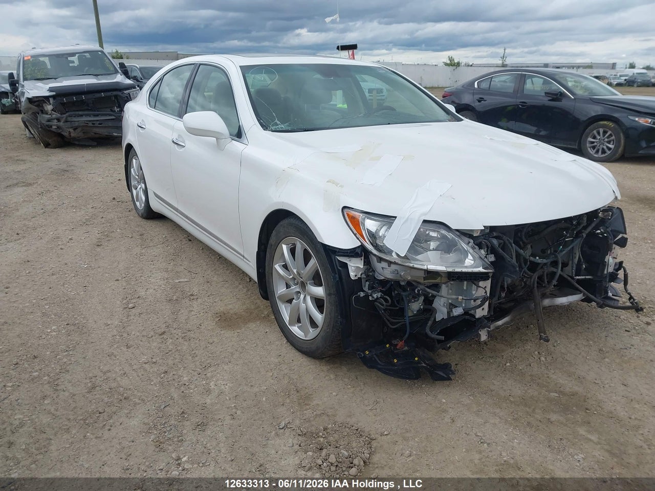 JTHCL46F395002976 · 2009 LEXUS LS 460