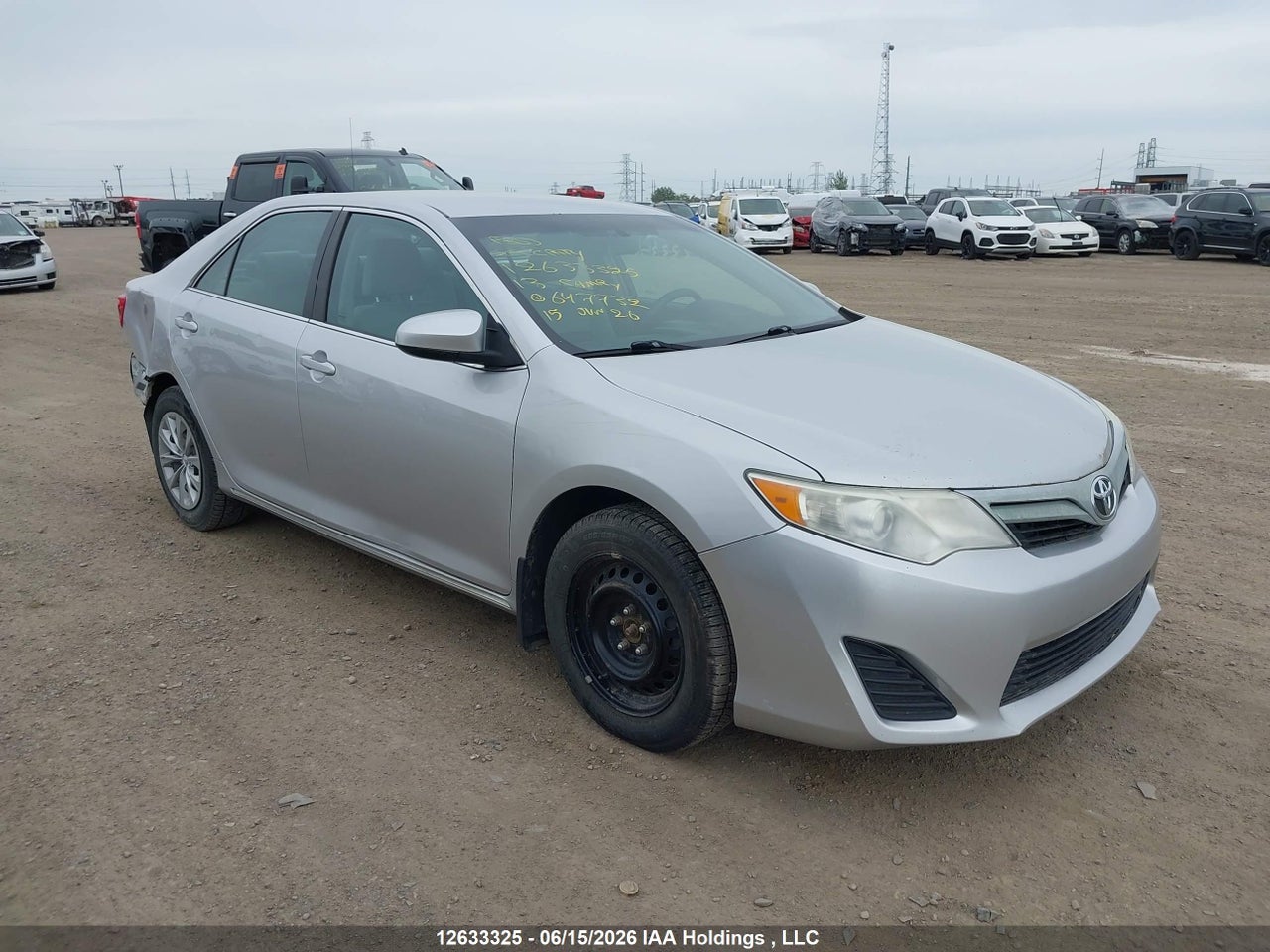 4T1BF1FK8DU647732 · 2013 TOYOTA CAMRY LE