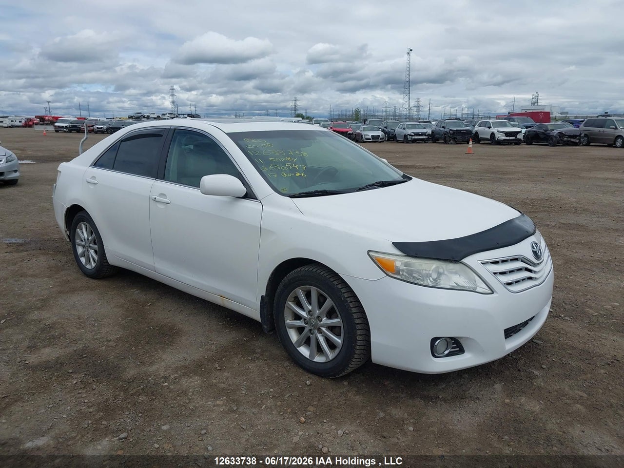4T1BK3EK8BU630547 · 2011 TOYOTA CAMRY XLE V6