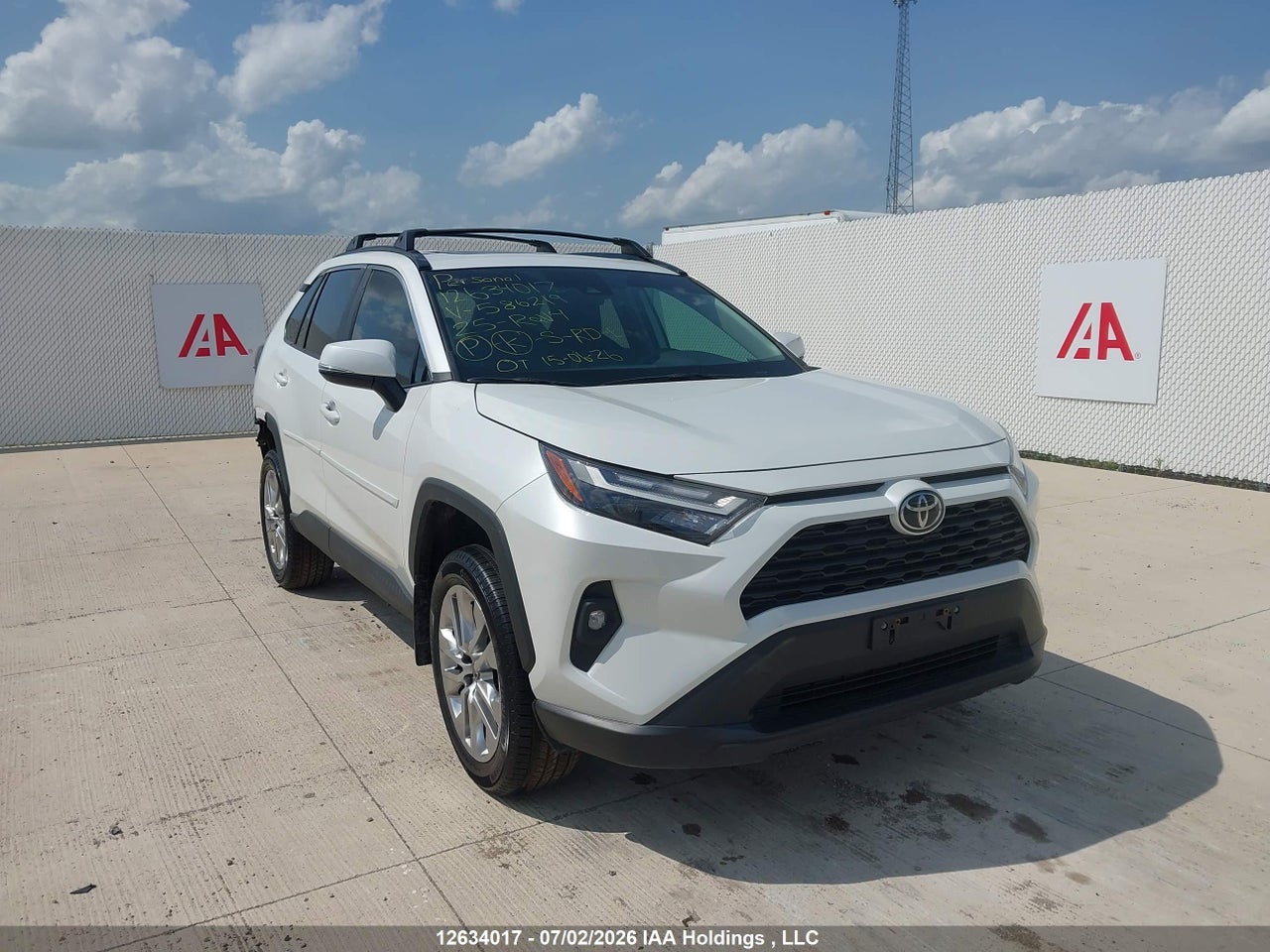 2T3R1RFV5SW586219 · 2025 TOYOTA RAV4 XLE/XLE PREMIUM