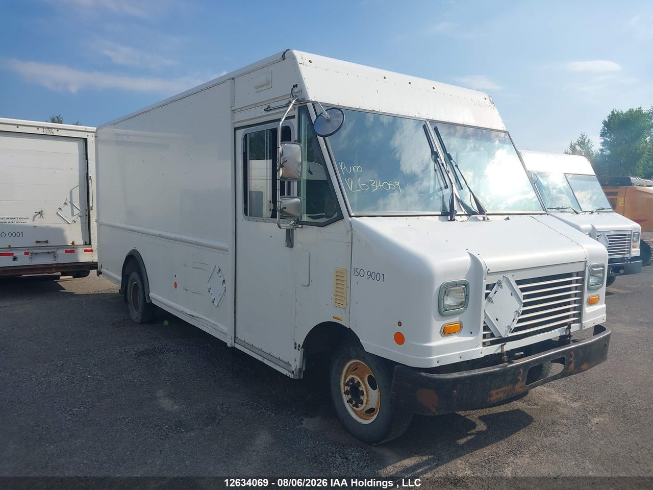 1FC3E4KL1EDB02730 · 2014 FORD ECONOLINE E450 SUPER D CMM STRP CHS.
