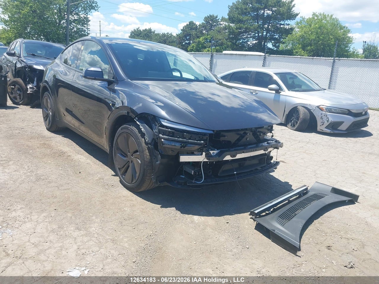 XP7YGDEE4TB777411 · 2026 TESLA MODEL Y LONG RANGE LAUNCH SERIES/PREMIUM ALL-WHEEL DRIVE
