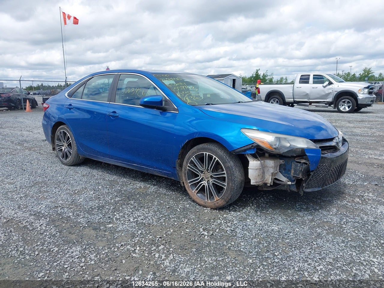 4T1BF1FK5GU559743 · 2016 TOYOTA CAMRY XSE