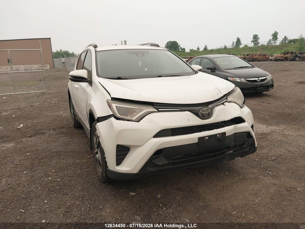 2T3ZFREV1HW313225 · 2017 TOYOTA RAV4 LE