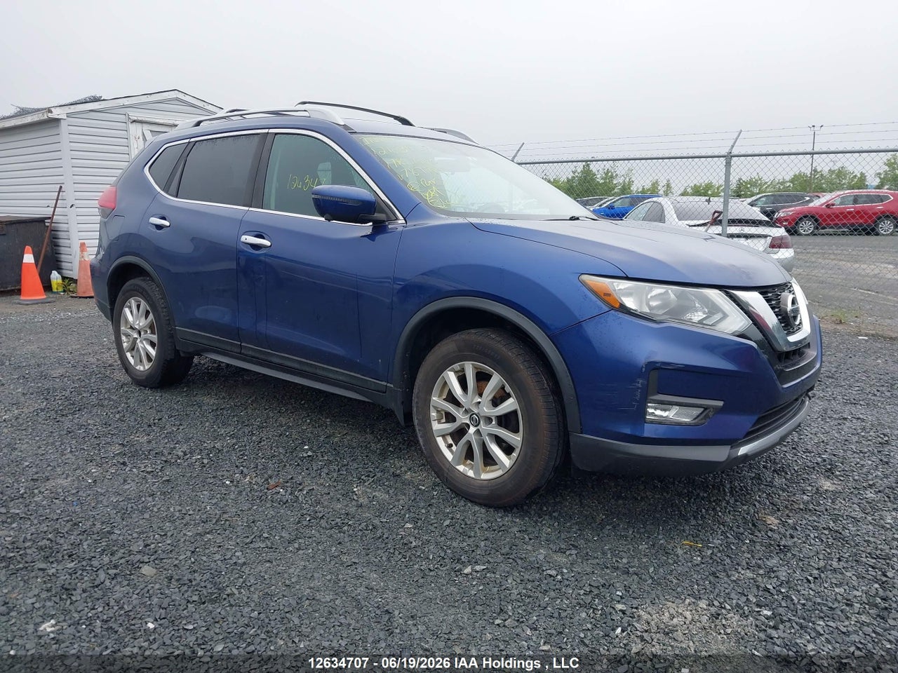5N1AT2MV8HC787749 · 2017 NISSAN ROGUE S/SL PLATINUM/SV
