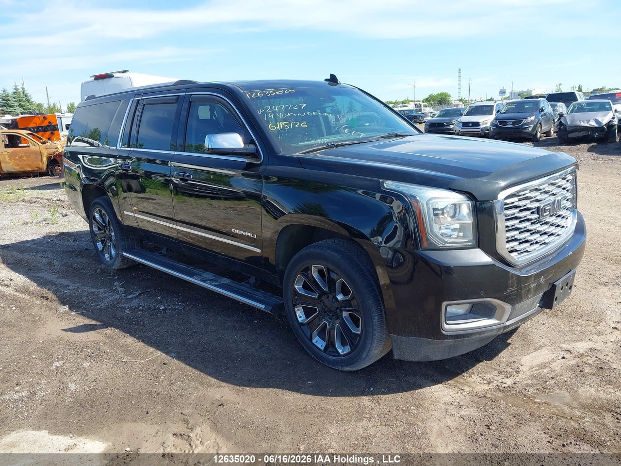 1GKS2HKJ6KR247727 · 2019 GMC YUKON XL