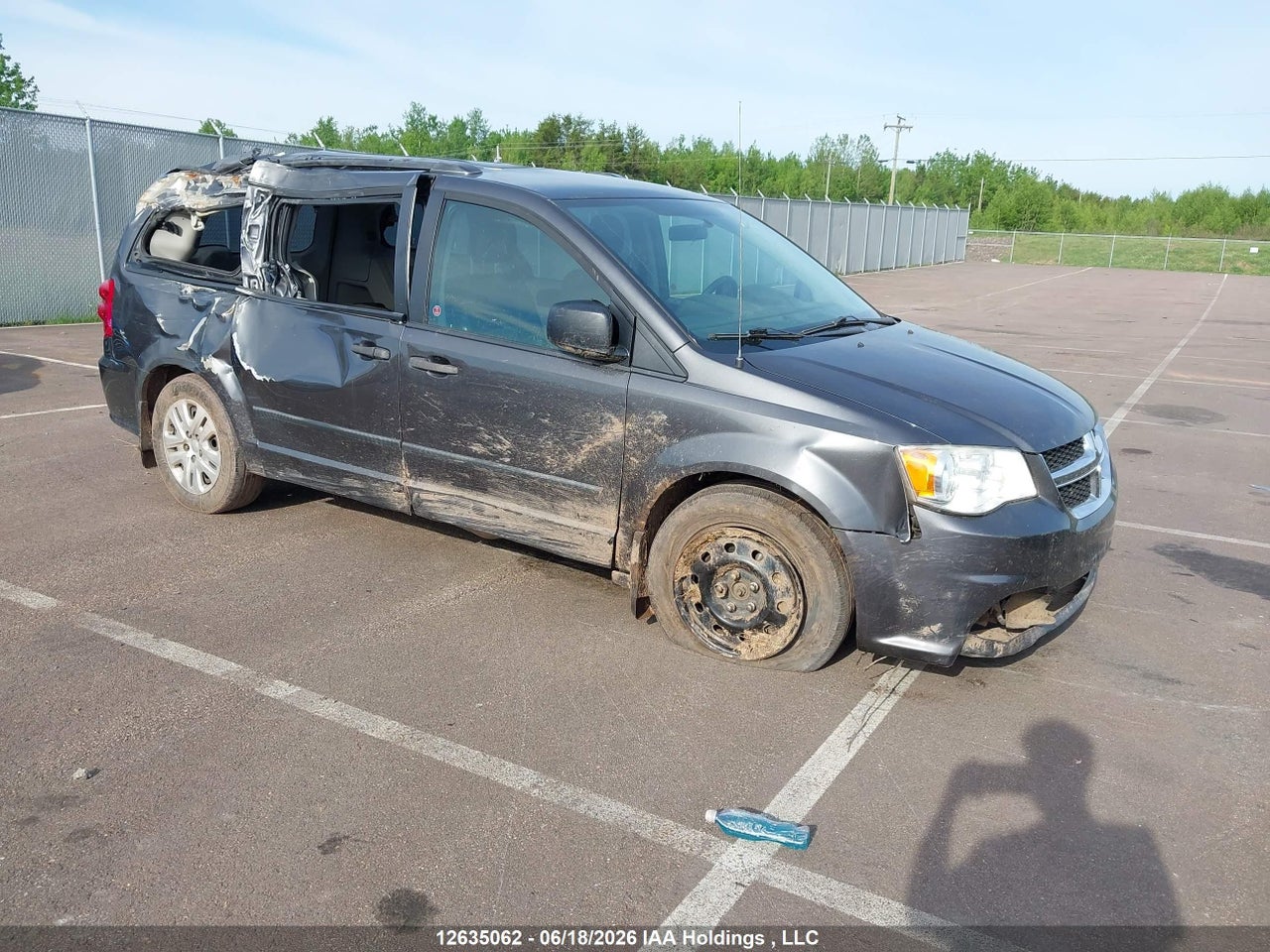 2C4RDGBG5GR351078 · 2016 DODGE GRAND CARAVAN SE/SXT