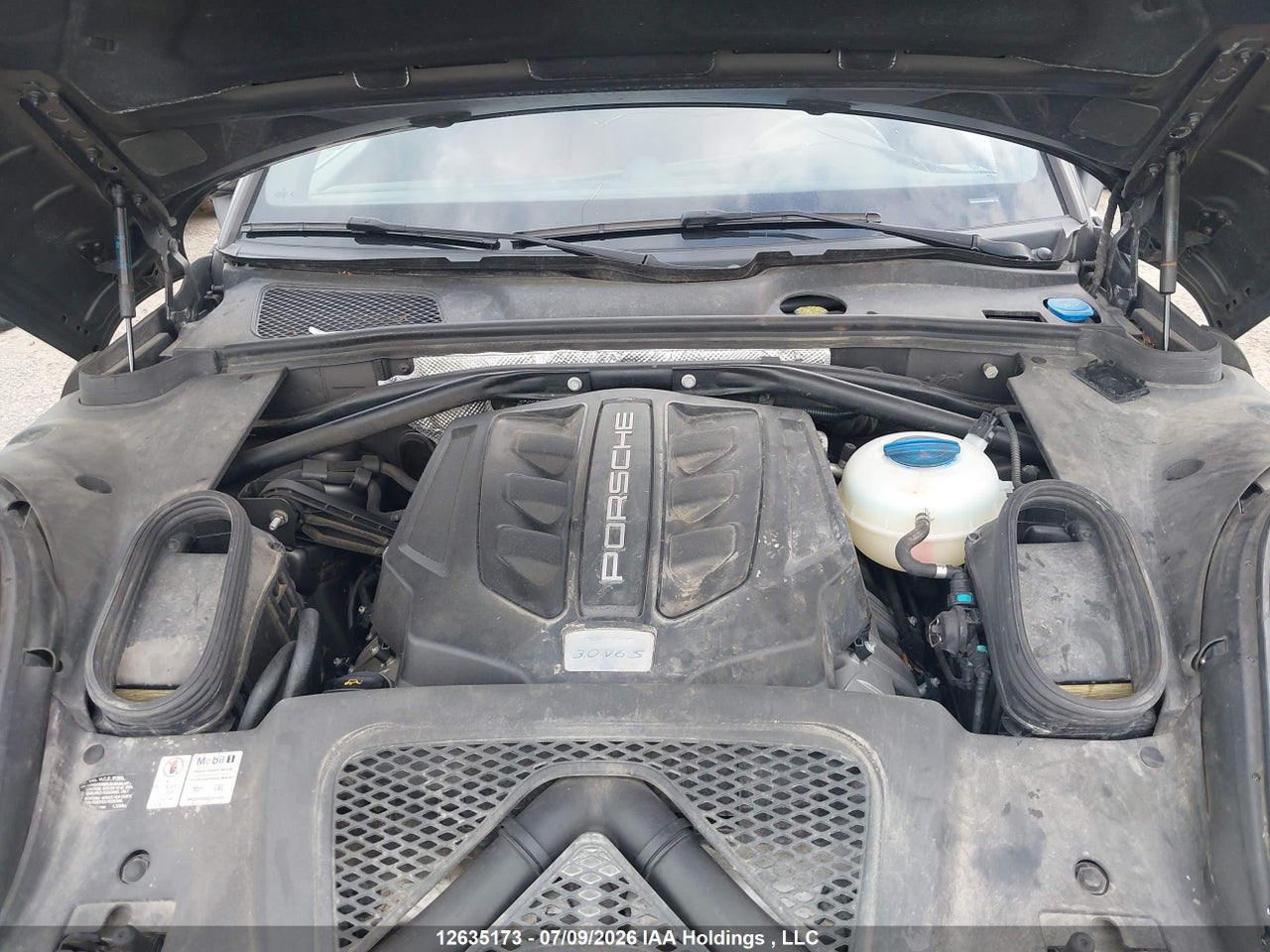 WP1AB2A52FL****** · 2015 PORSCHE MACAN S · 10/16