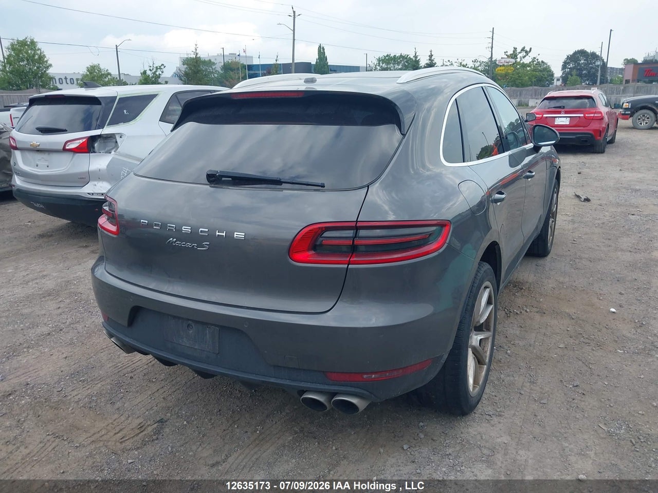 WP1AB2A52FL****** · 2015 PORSCHE MACAN S · 4/16