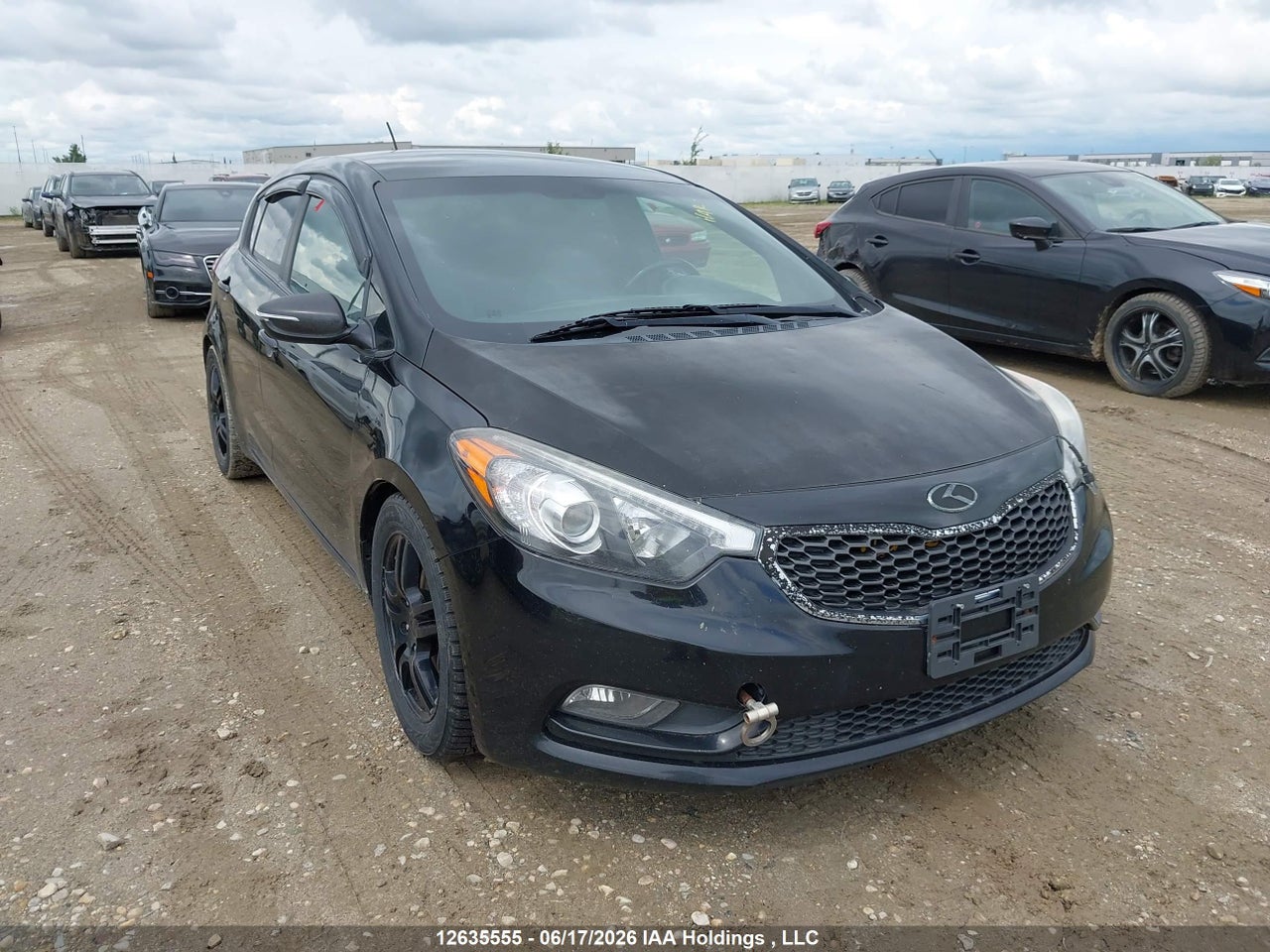 KNAFZ5A36G5635627 · 2016 KIA FORTE SX