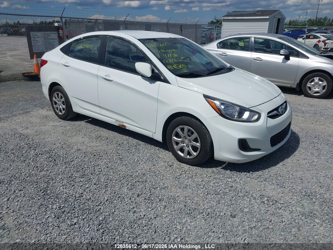 KMHCT4AEXDU477390 · 2013 HYUNDAI ACCENT GL