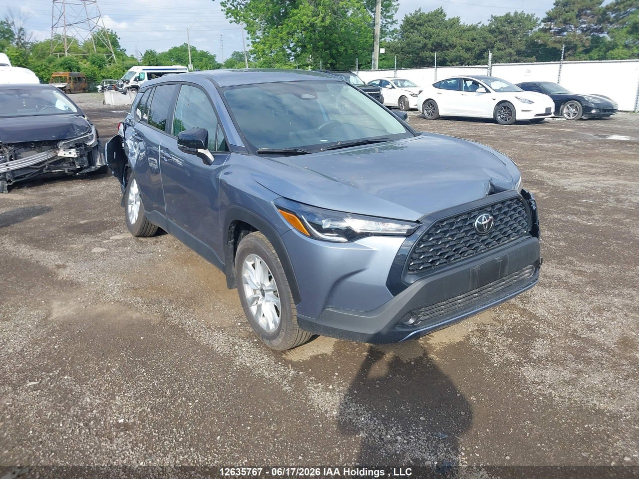 2025 TOYOTA COROLLA CROSS LE