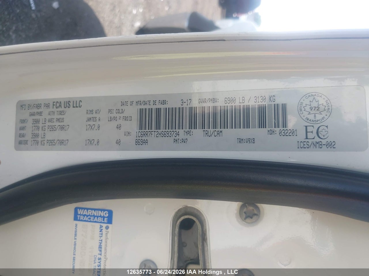 1C6RR7FT2HS693734 · 2017 RAM 1500 ST · 9/18