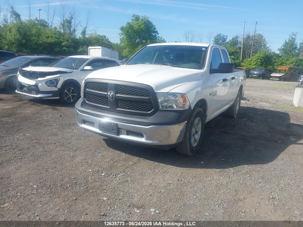 1C6RR7FT2HS693734 · 2017 RAM 1500 ST · 2/18