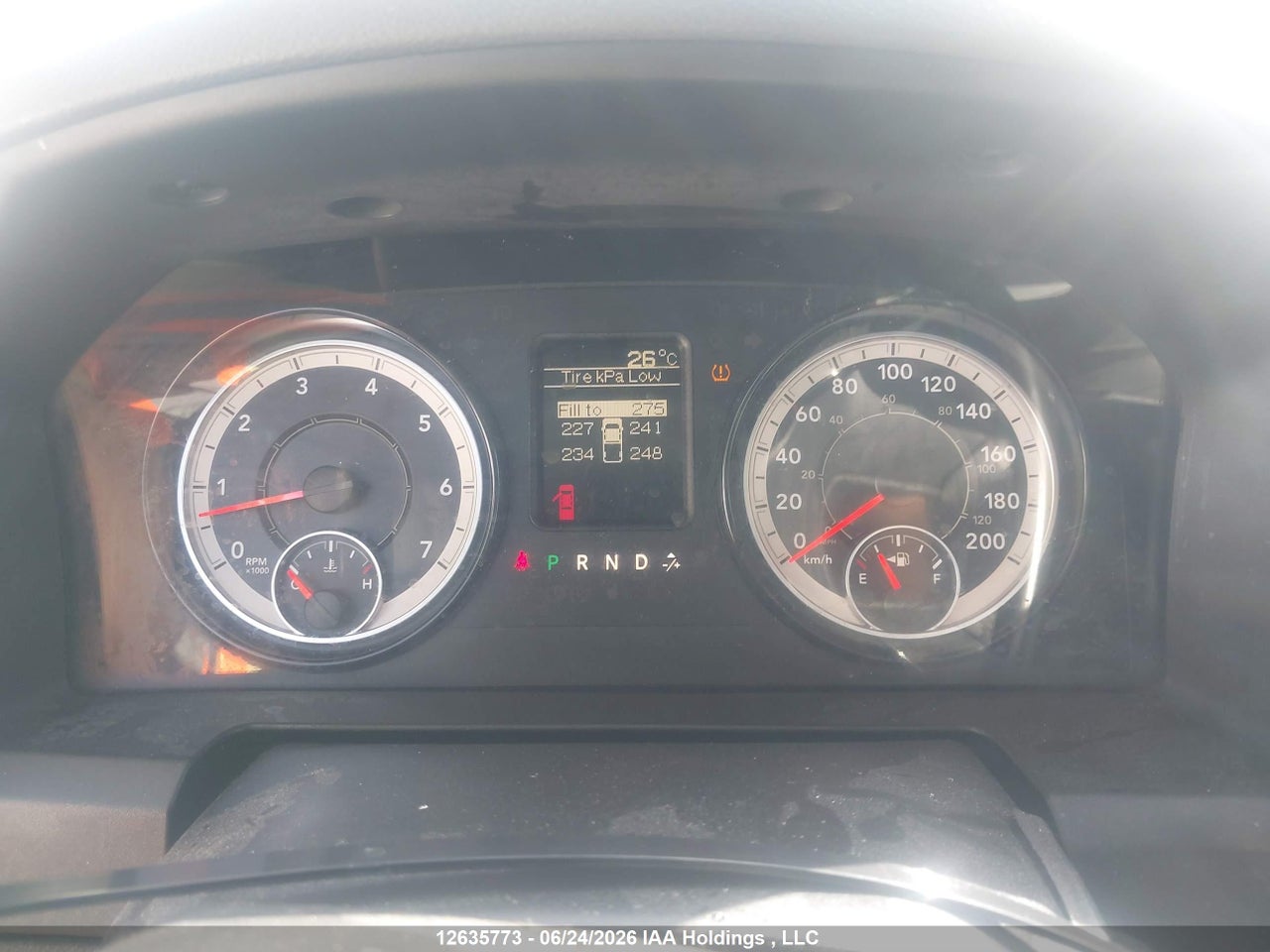 1C6RR7FT2HS693734 · 2017 RAM 1500 ST · 7/18