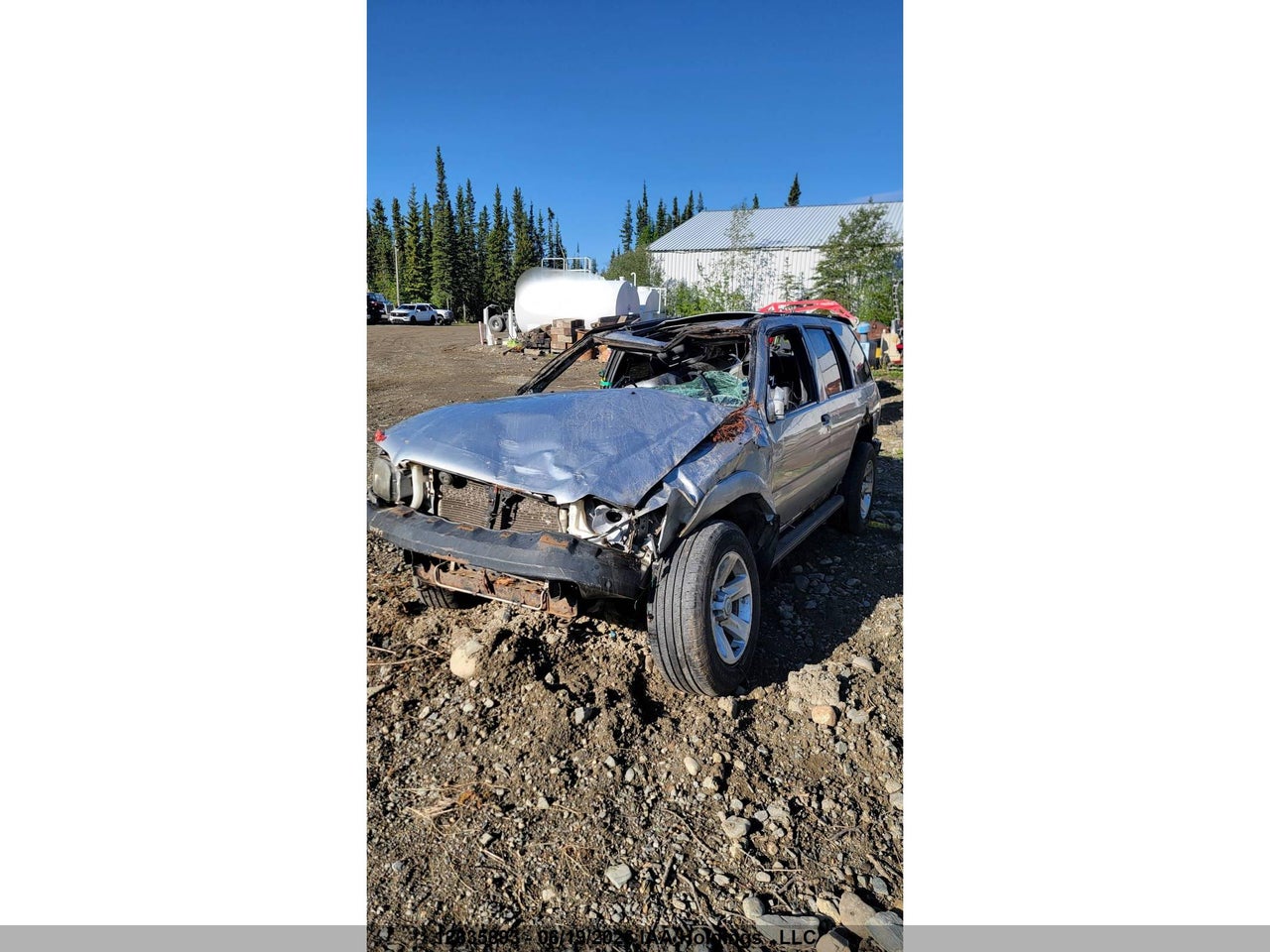 JN8DR09Y32W738380 · 2002 NISSAN PATHFINDER LE/SE