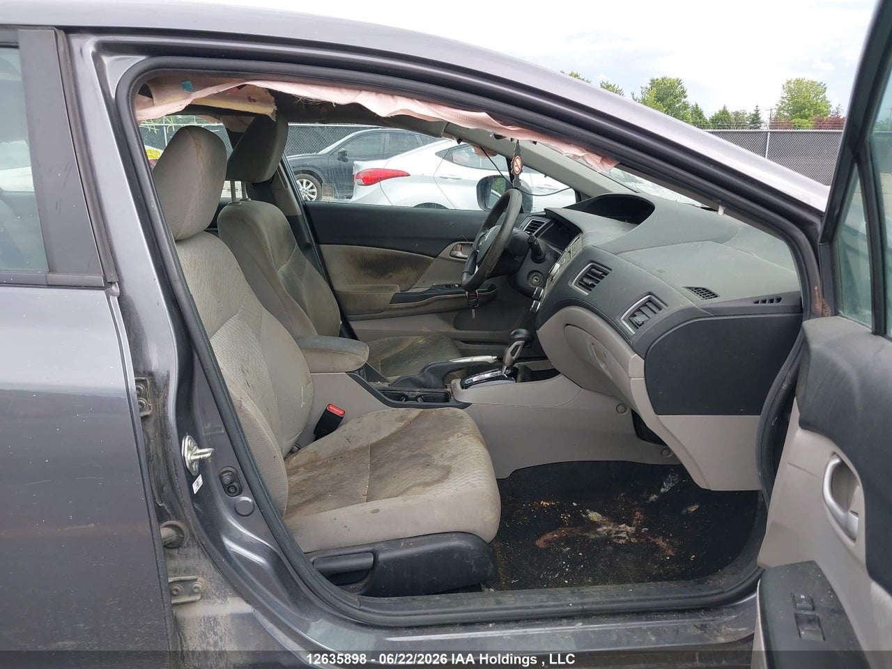 2HGFB2F47FH052483 · 2015 HONDA CIVIC · 5/22