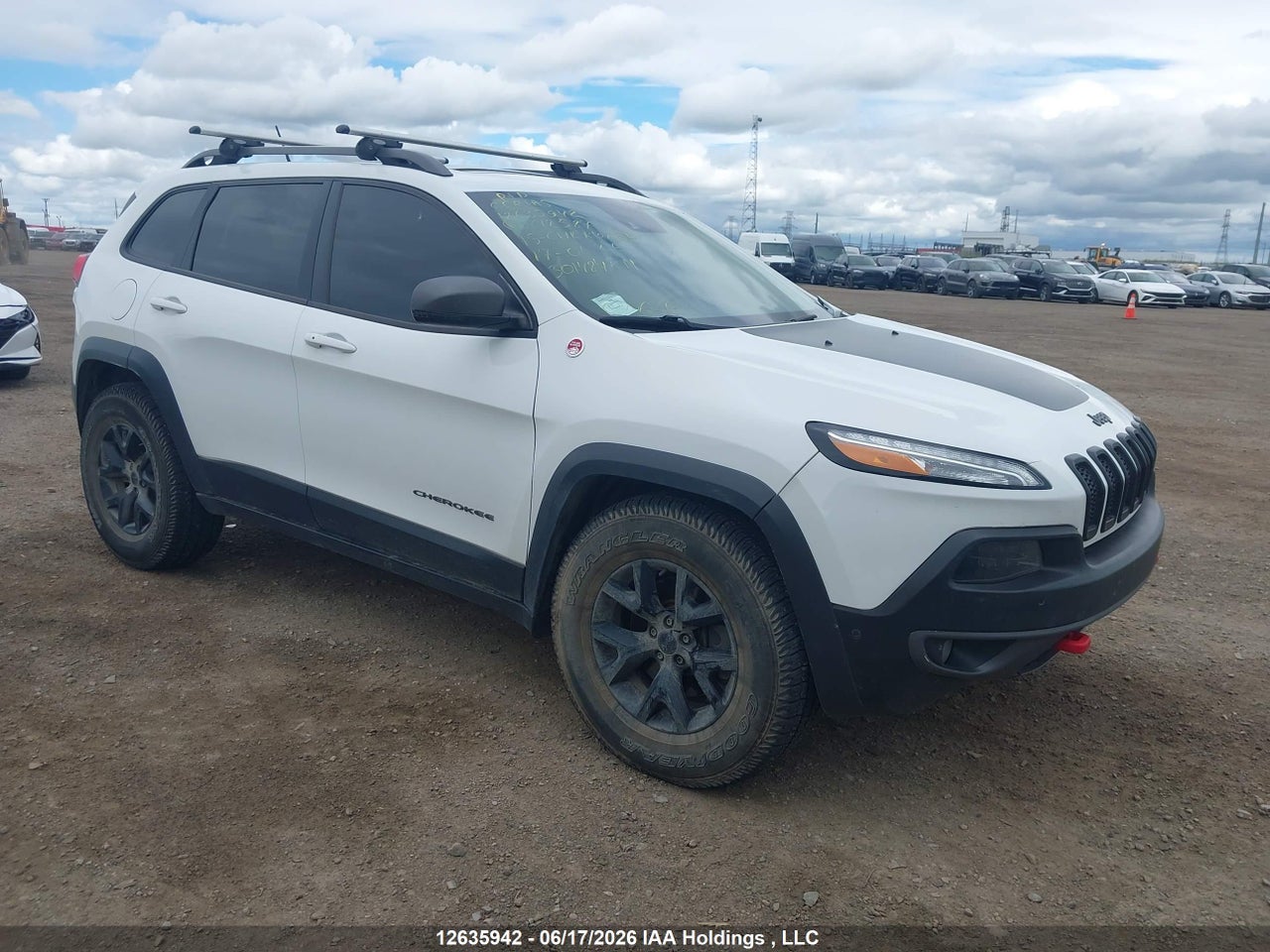 1C4PJMBS5FW612587 · 2015 JEEP CHEROKEE TRAILHAWK