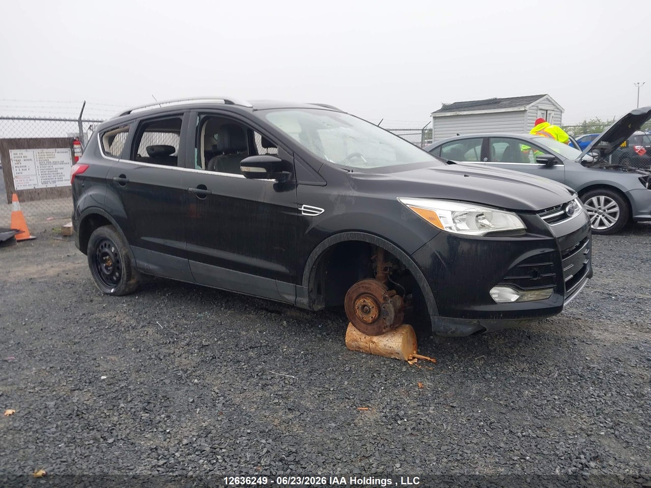 1FMCU9J91EUC94457 · 2014 FORD ESCAPE TITANIUM