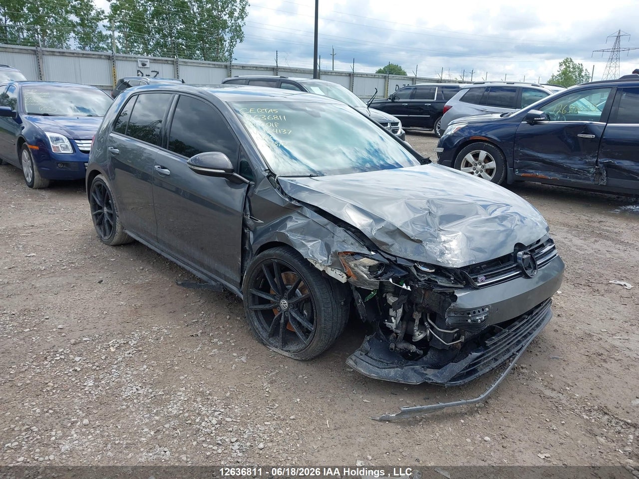 WVWVA7AU9KW154137 · 2019 VOLKSWAGEN GOLF R