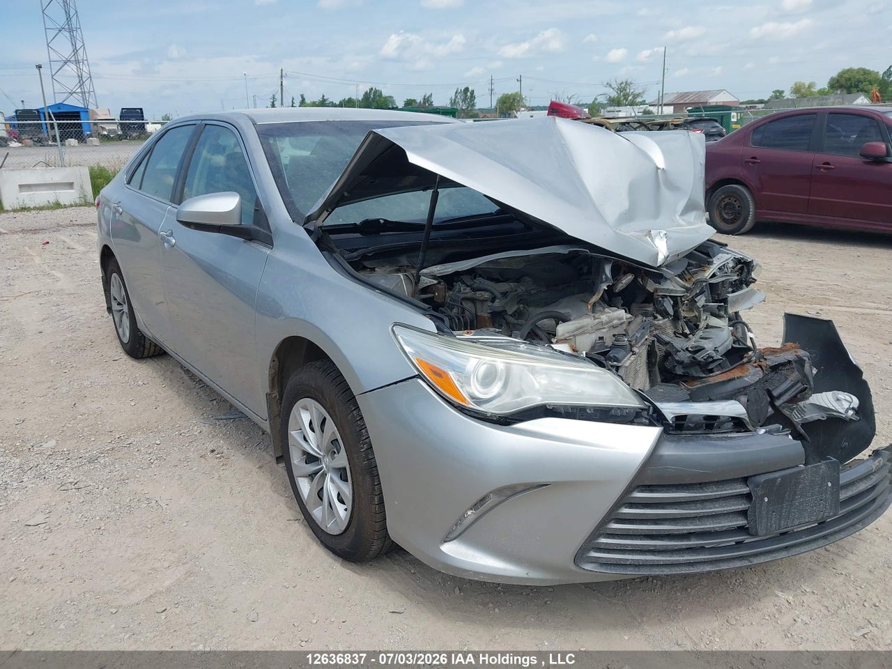 4T1BF1FK9GU596343 · 2016 TOYOTA CAMRY LE/XLE/SE/XSE
