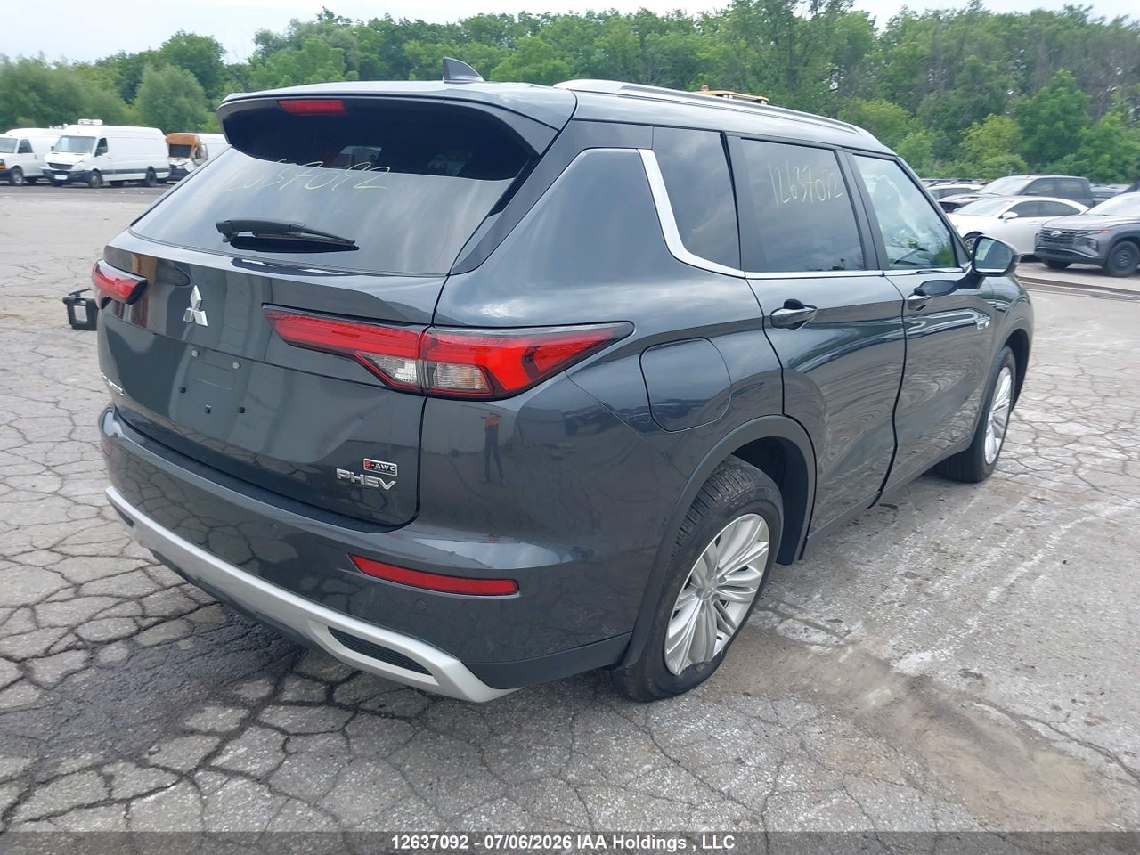 JA4T5VA96SZ603780 · 2025 MITSUBISHI OUTLANDER SE · 4/24