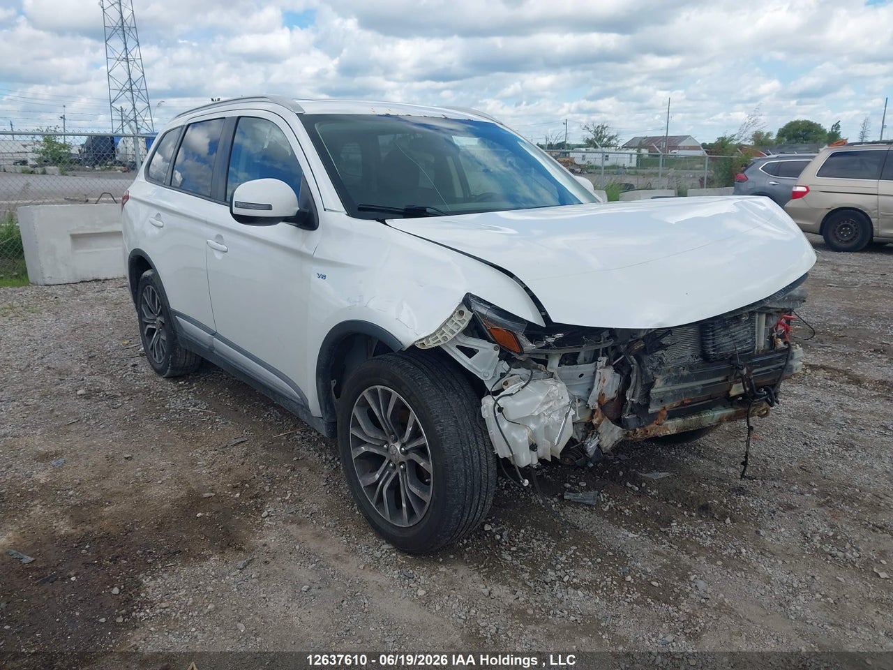 JA4JZ3AX3GZ603175 · 2016 MITSUBISHI OUTLANDER SE/SEL