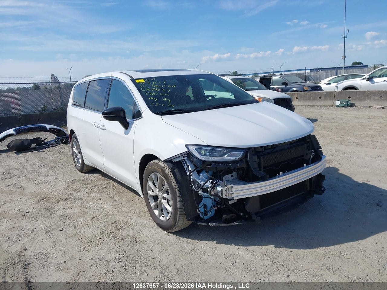 2C4RC1GG7TR279044 · 2026 CHRYSLER PACIFICA LIMITED