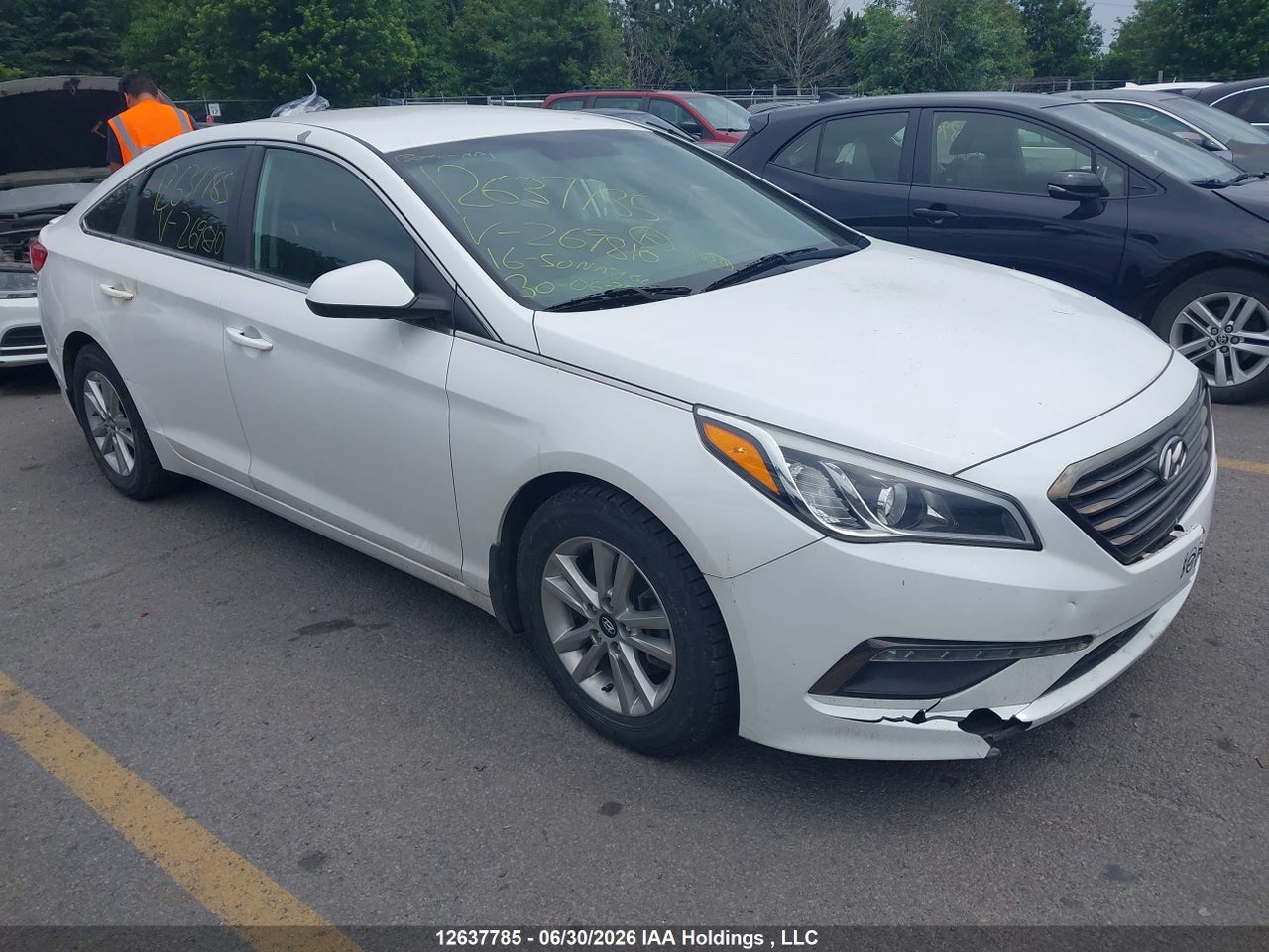 5NPE24AF8GH269810 · 2016 HYUNDAI SONATA GL