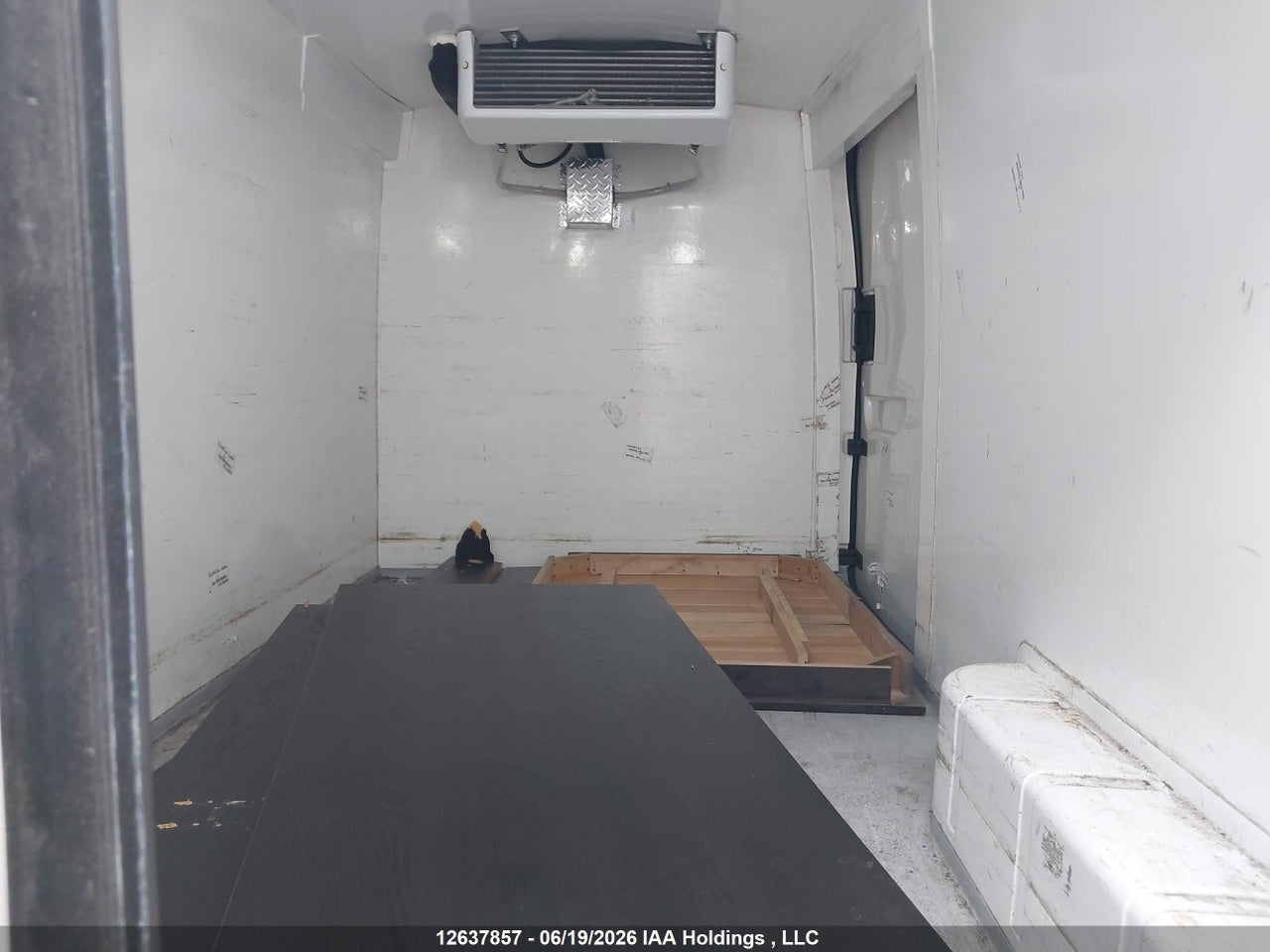 1FTBW9C8XPKB71351 · 2023 FORD TRANSIT T-350 · 5/24