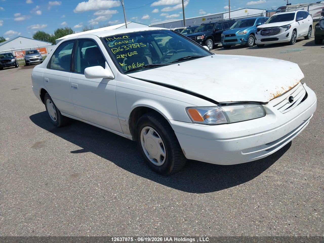 JT2BG22K1X0284658 · 1999 TOYOTA CAMRY LE